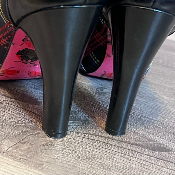 Betsey Johnson Patent Leather Tartan Plaid Vintage Pumps Heels Size 8 - Picture 6 of 11